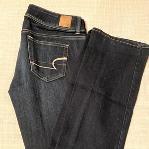 American Eagle, slim boot size 6 jeans